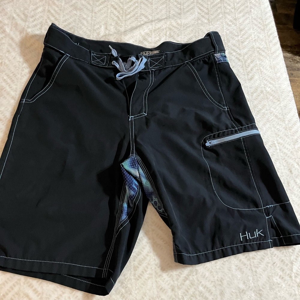 HUK Medium Board Shorts/Swimming Trunks